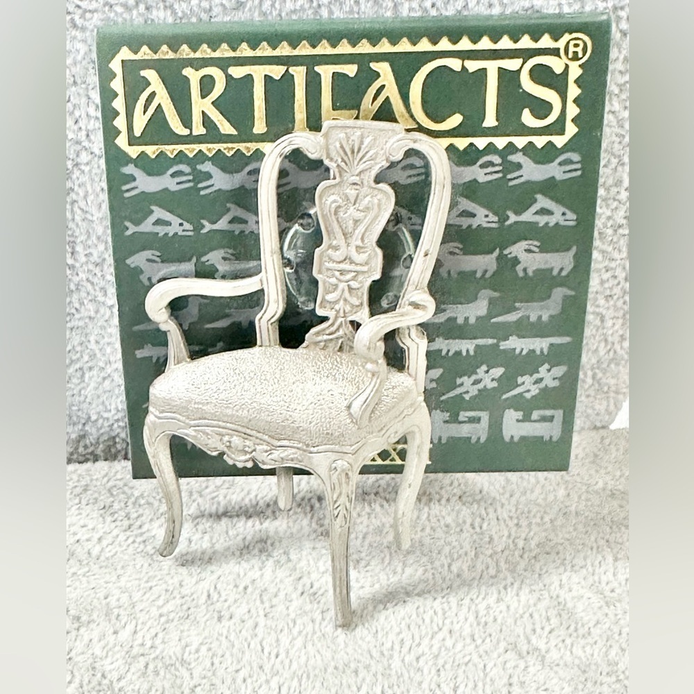 Artifacts Vintage Silver Tone Arm Chair Brooch Pin On Original Card